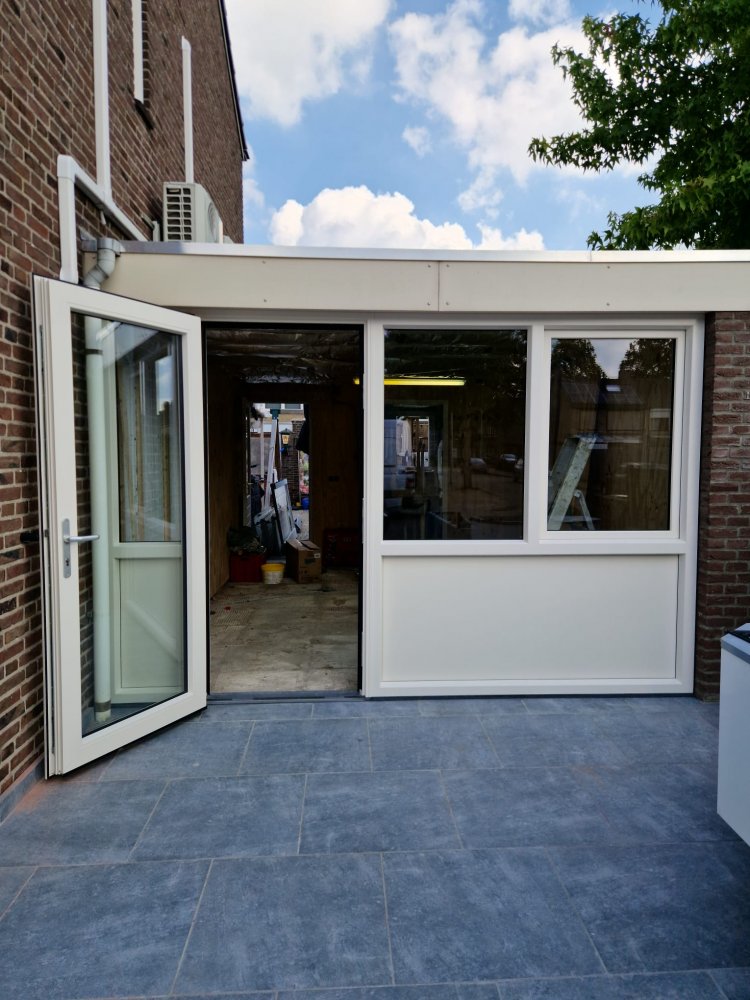 Kozijnfix Kozijnen Weert Garagesectionaalpoort Vervangen Voor Kunststof Pui